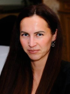 Заместитель главного врача по экономическим вопросам Иванова Екатерина Евгеньевна